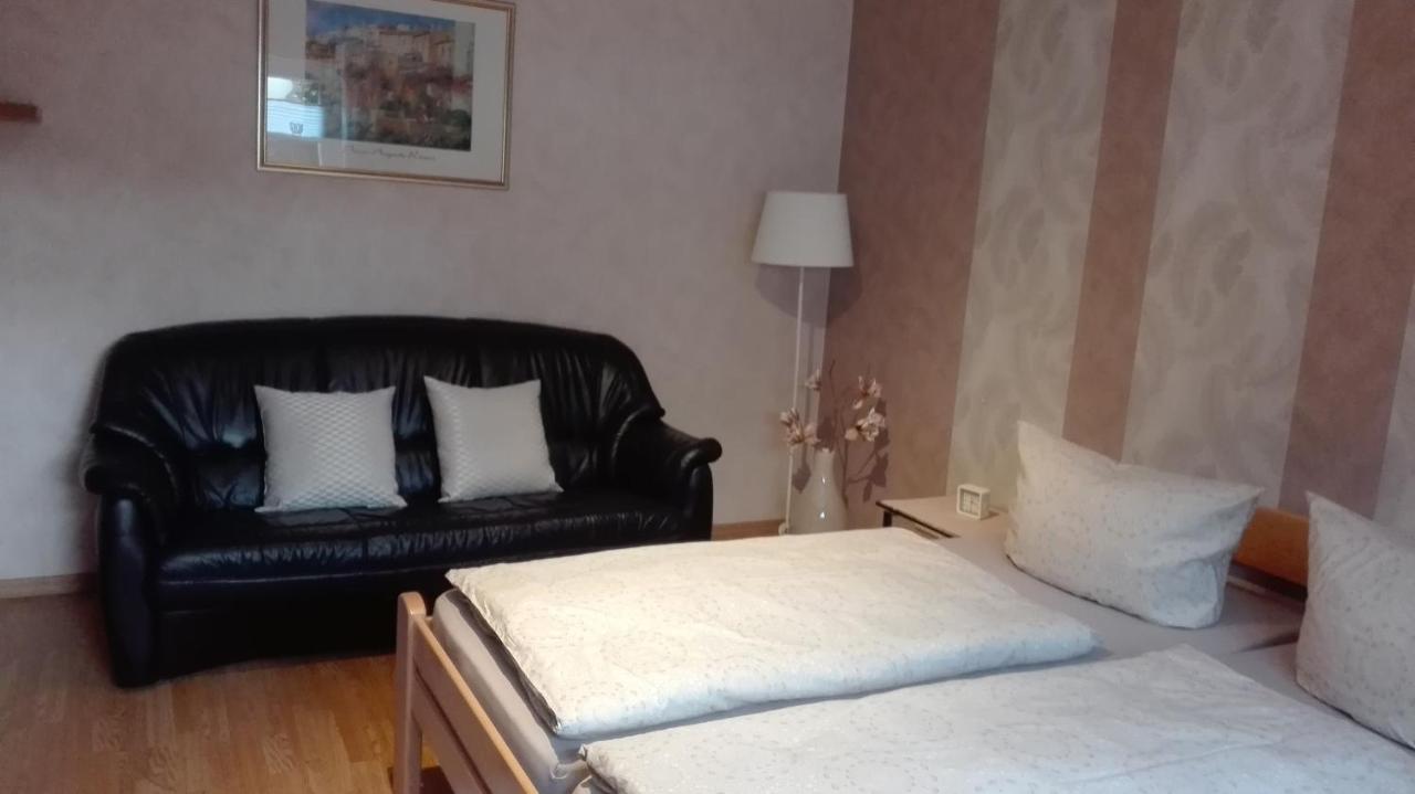 Ferienwohnung Schmitz Anschau Buitenkant foto