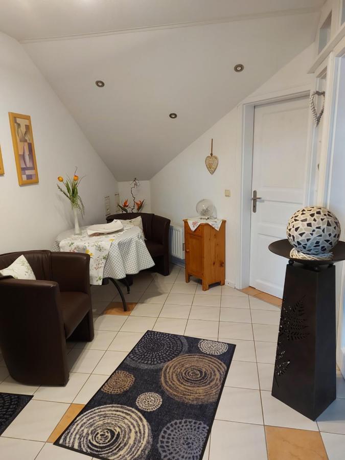 Ferienwohnung Schmitz Anschau Buitenkant foto
