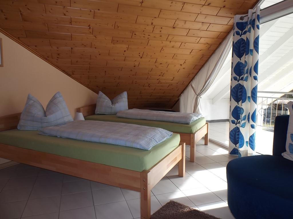 Ferienwohnung Schmitz Anschau Kamer foto