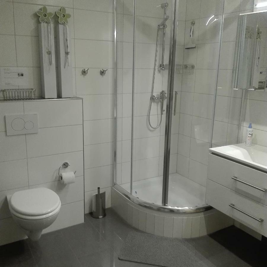 Ferienwohnung Schmitz Anschau Buitenkant foto